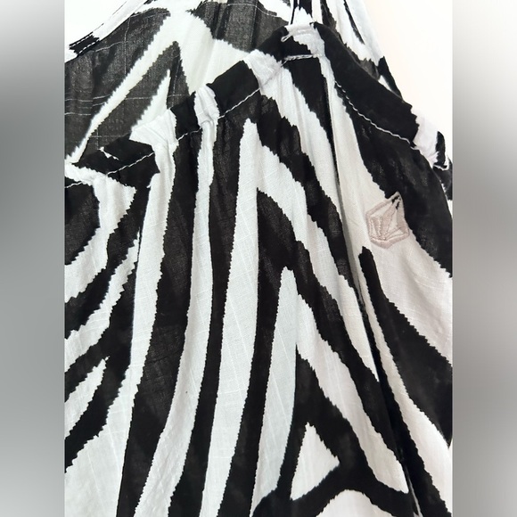 Volcom Tank Top - Picture 3 of 4